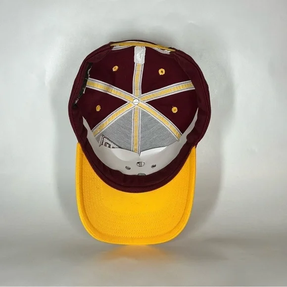 Cleveland Cavs snap back | Adidas - Picture 6 of 6